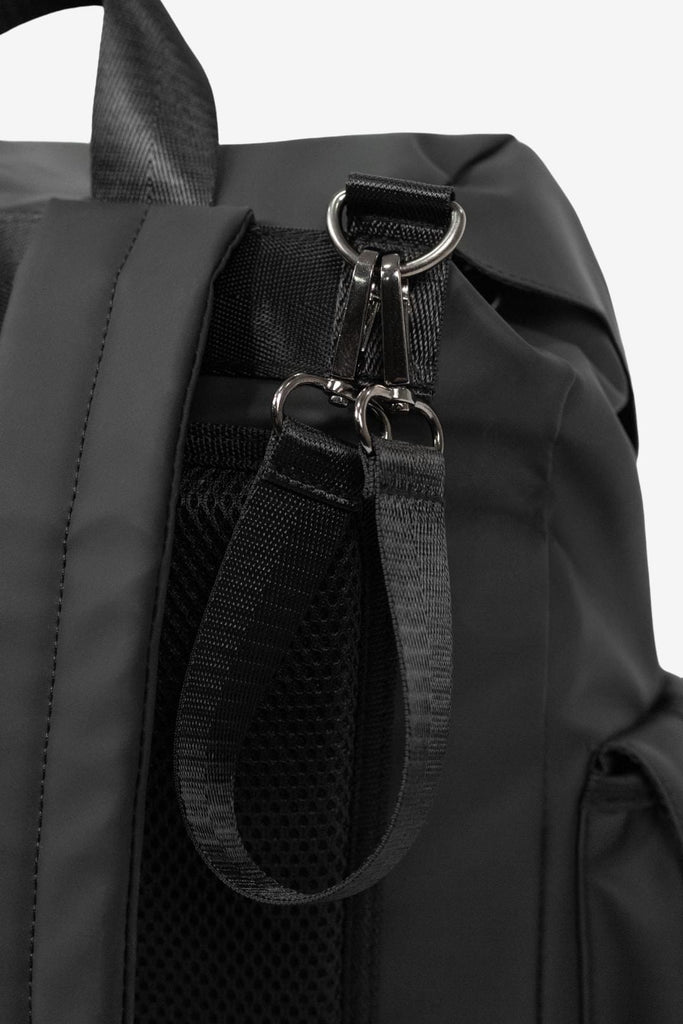 Image of the pram/buggy straps on the Nova Changing Backpack 